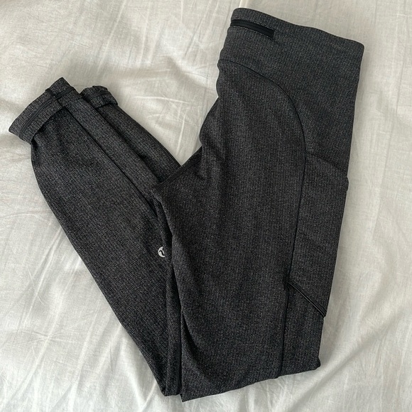 Lululemon Speed Up Tights - Herringbone, Size 8 - Picture 1 of 7